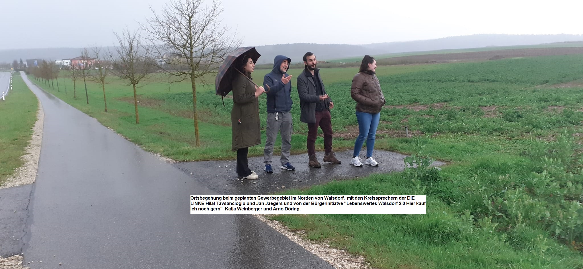 Ortstermin Die LINKE in Walsdorf mit Bildunterschrift